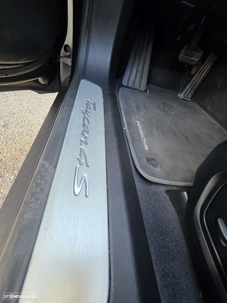 Porsche Taycan 4S Bateria Performance Plus - 13
