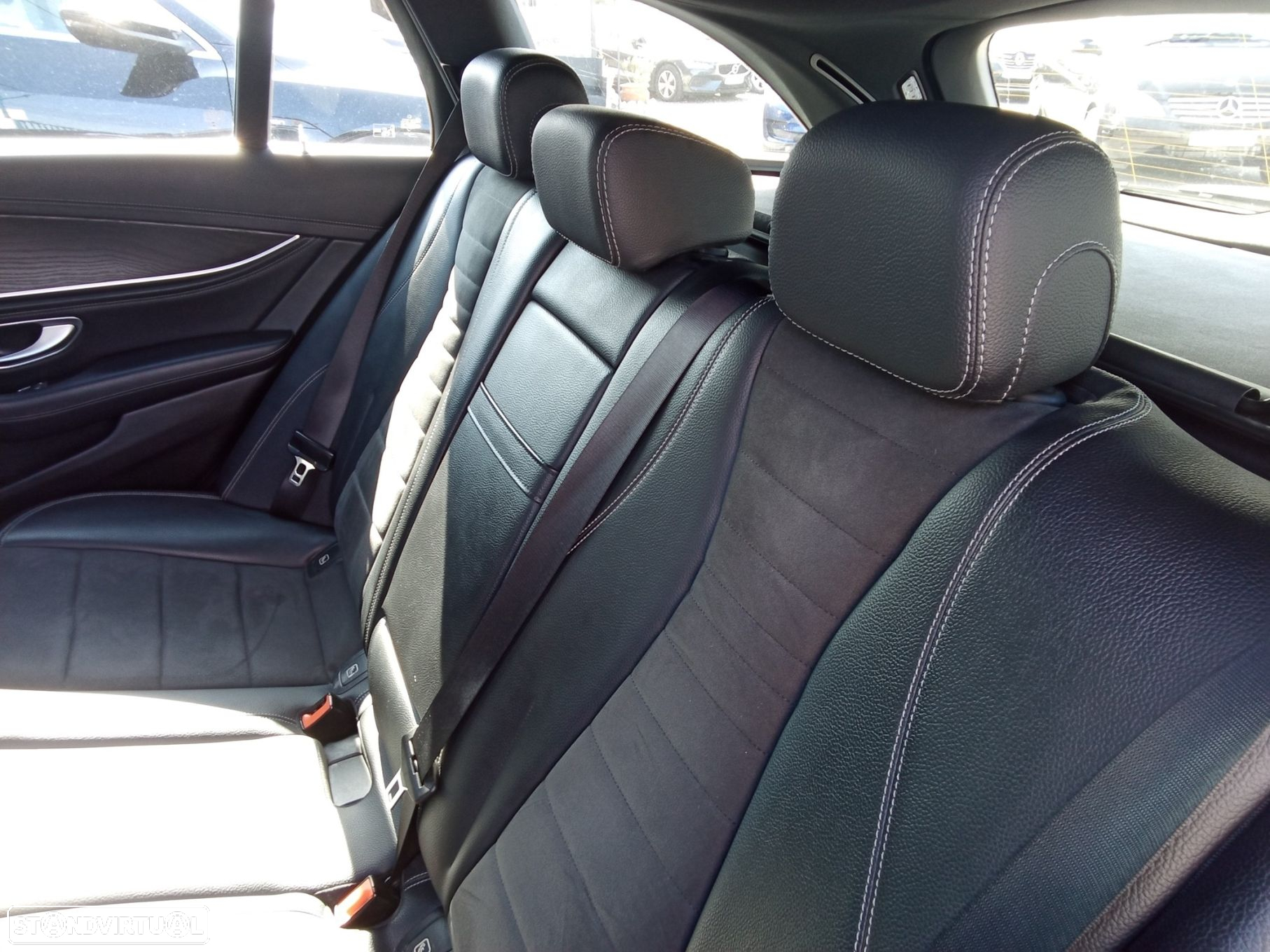 Mercedes-Benz E 300 de AMG Line - 29