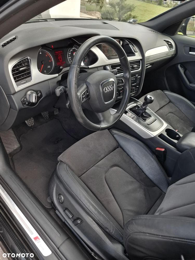 Audi A4 Avant 2.0 TDI - 11