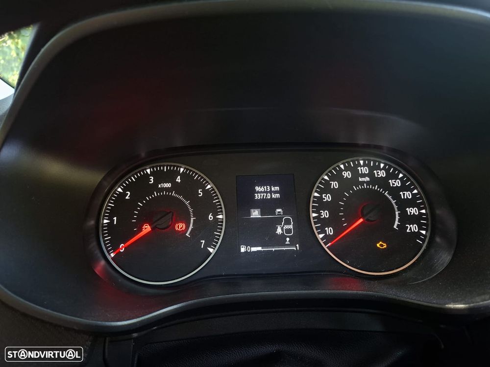 Dacia Sandero - 5