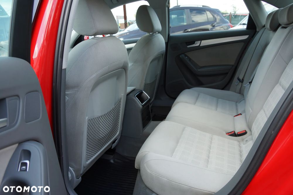 Audi A4 Limousine 2.0 TDI DPF clean diesel quattro S line Sportpaket - 27