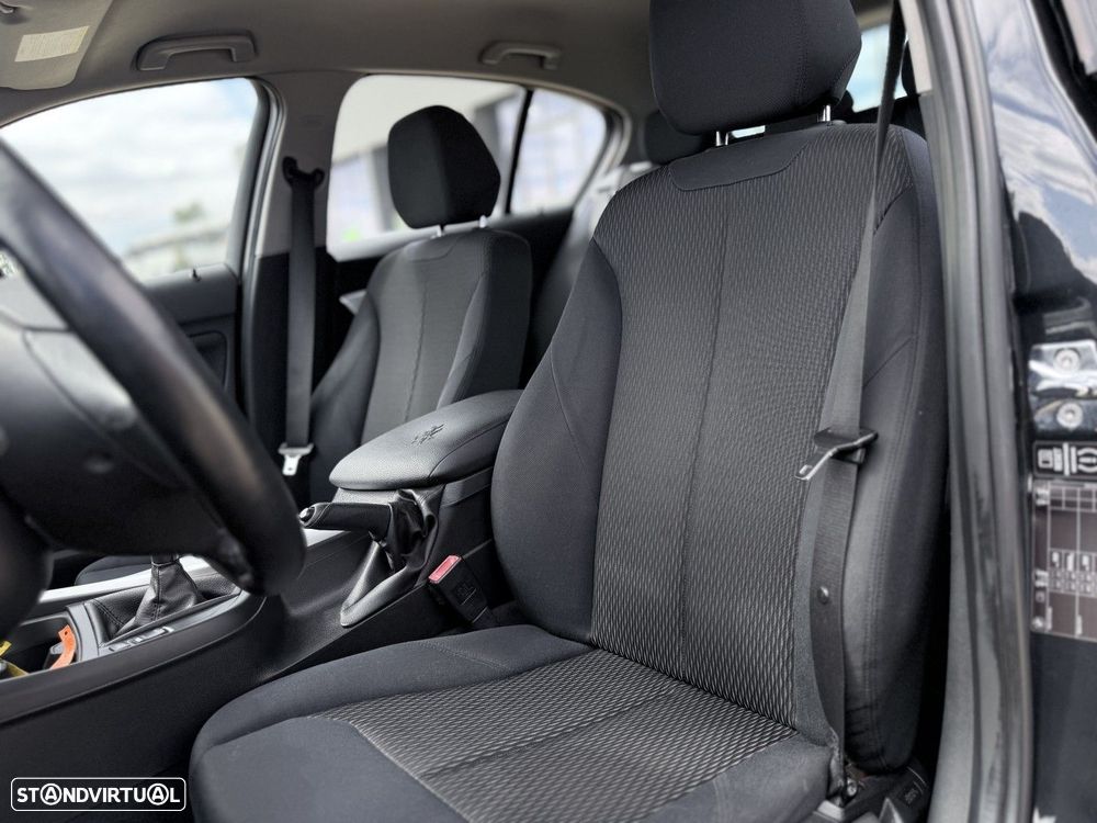 BMW 116 d EfficientDynamics - 11