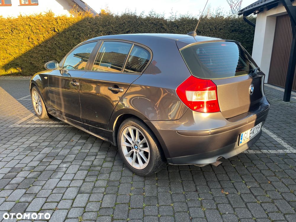 BMW Seria 1 116i - 3