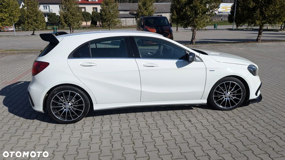 Mercedes-Benz Klasa A 180 AMG Line - 23