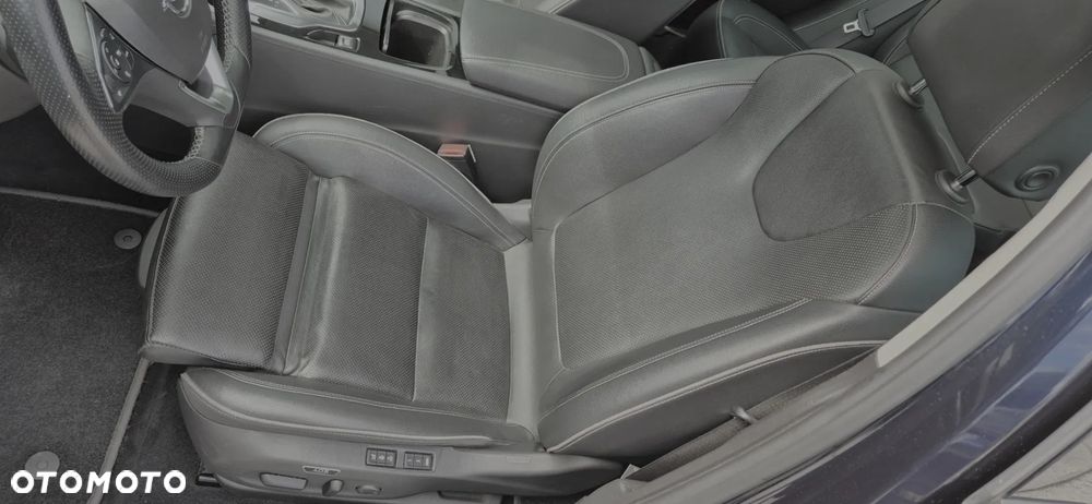 Opel Insignia 2.0 BiTurbo D 4x4 Automatik Ultimate Exclusive - 31