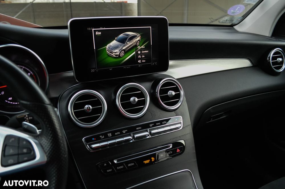 Mercedes-Benz GLC Coupe 250 4Matic 9G-TRONIC Exclusive - 23