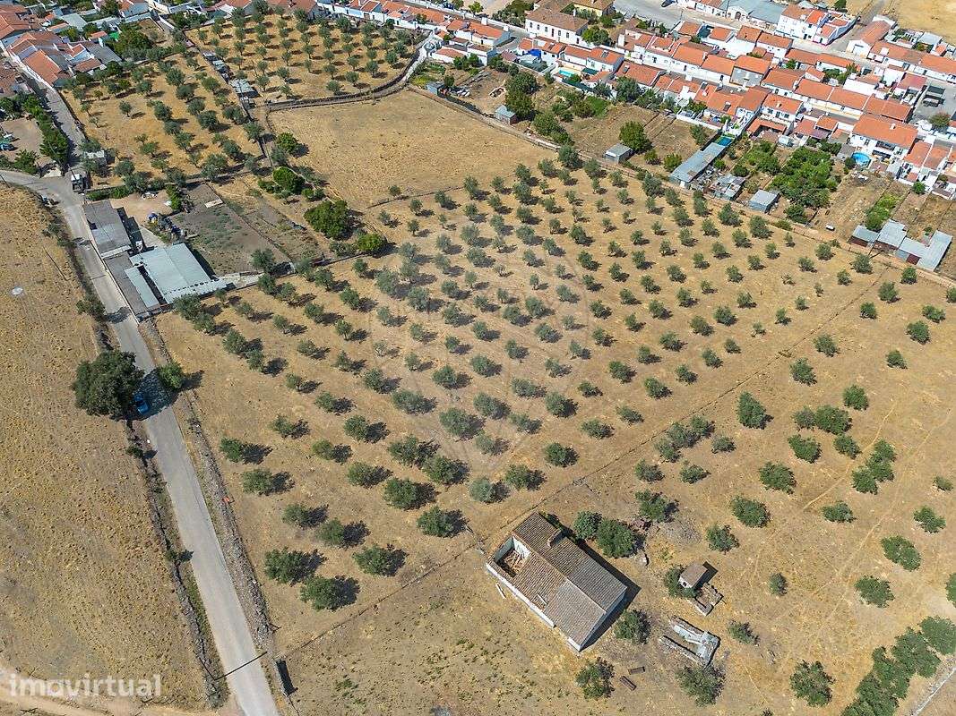 Terreno  para venda - Grande imagem: 2/33