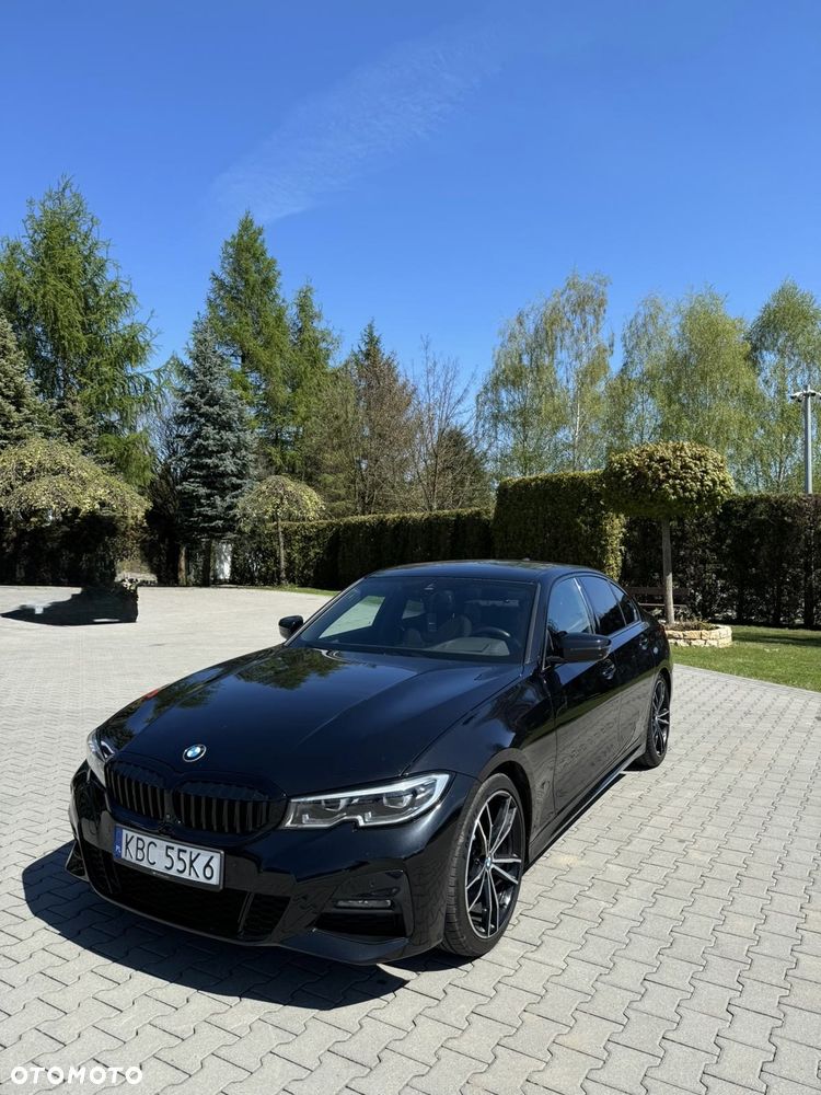 BMW Seria 3 330i M Sport - 22
