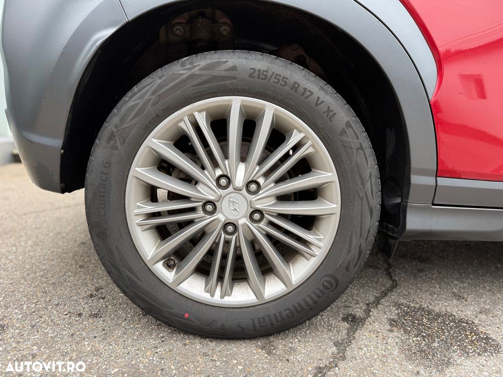 Hyundai KONA 1.6 T-GDI 4WD Aut. Premium - 40