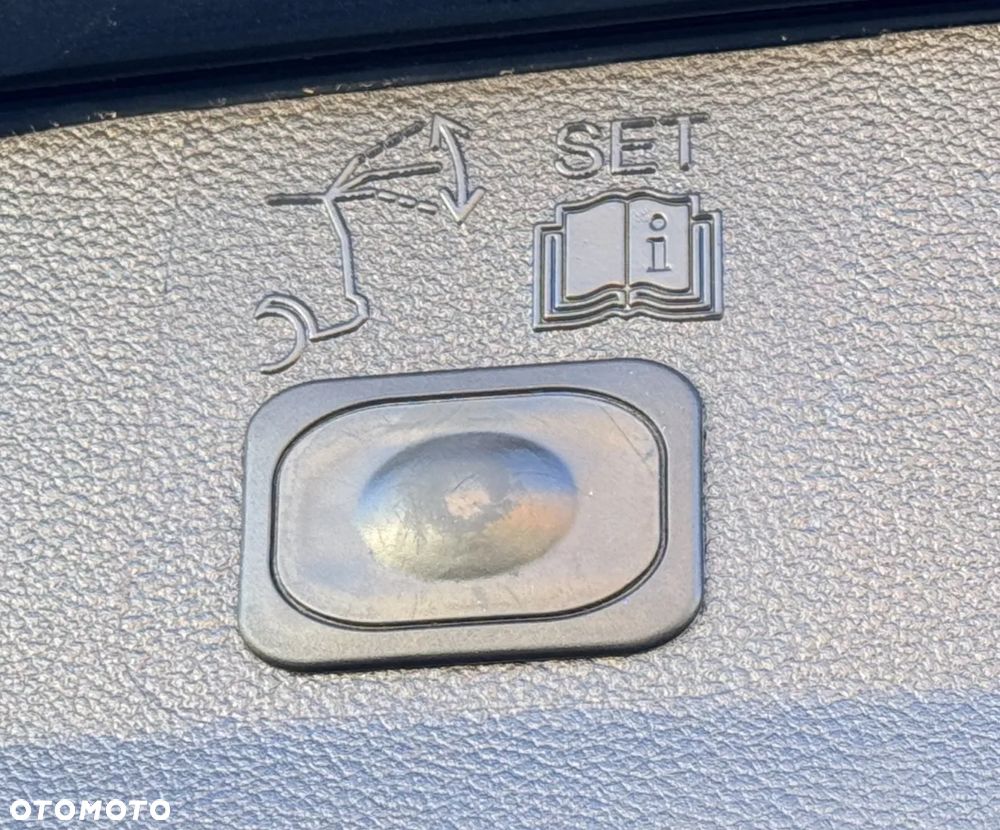 Ford Kuga 2.0 TDCi 4x4 Titanium - 14