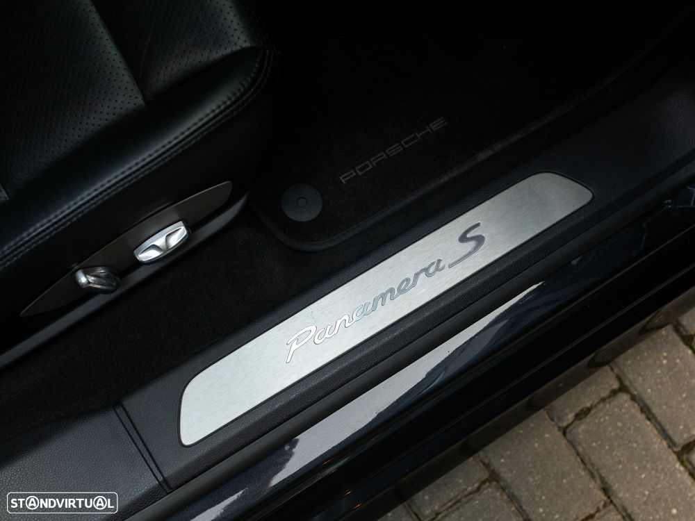 Porsche Panamera S Hybrid - 30