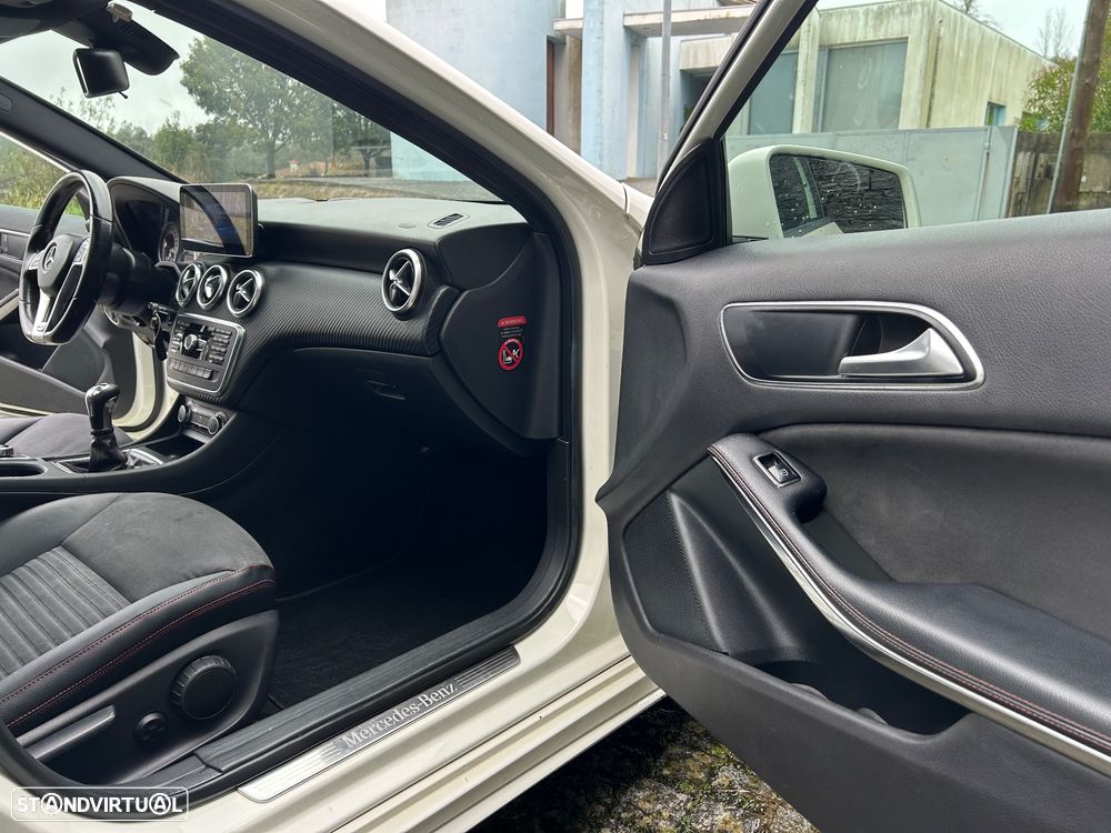 Mercedes-Benz A 180 CDI AMG Line - 19