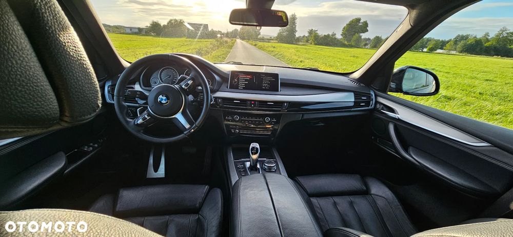 BMW X5 xDrive30d - 14