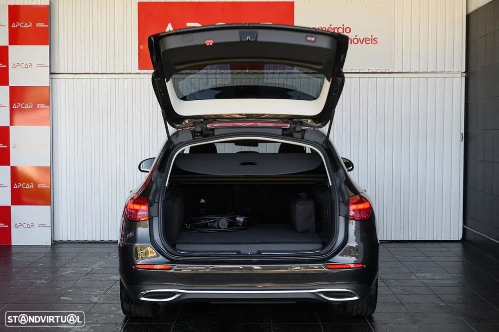 Mercedes-Benz C 300 e AMG Line - 27