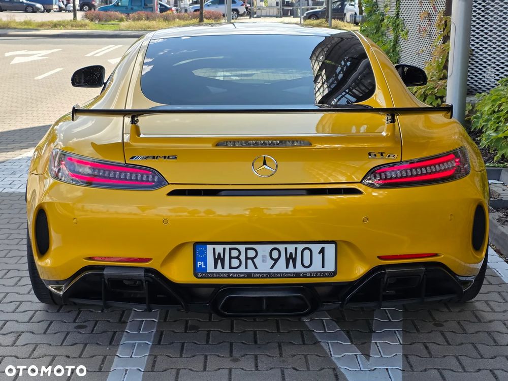 Mercedes-Benz AMG GT R - 9