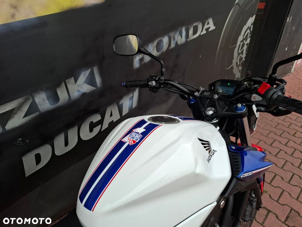 Honda CB - 17