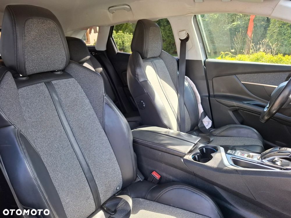 Peugeot 3008 BlueHDi 120 Stop & Start EAT6 Allure - 24