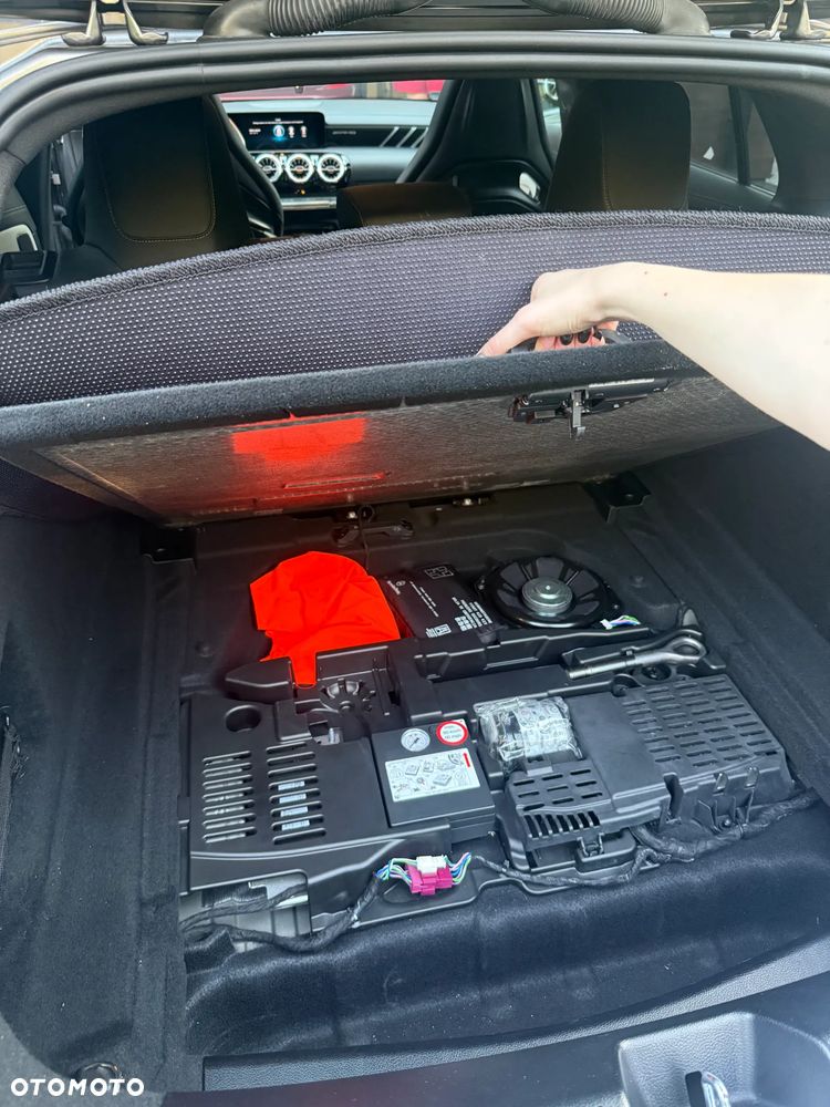 Mercedes-Benz CLA - 38