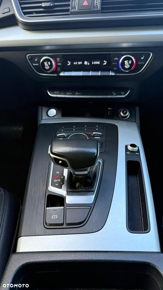 Audi Q5 2.0 TFSI Quattro S tronic design - 8