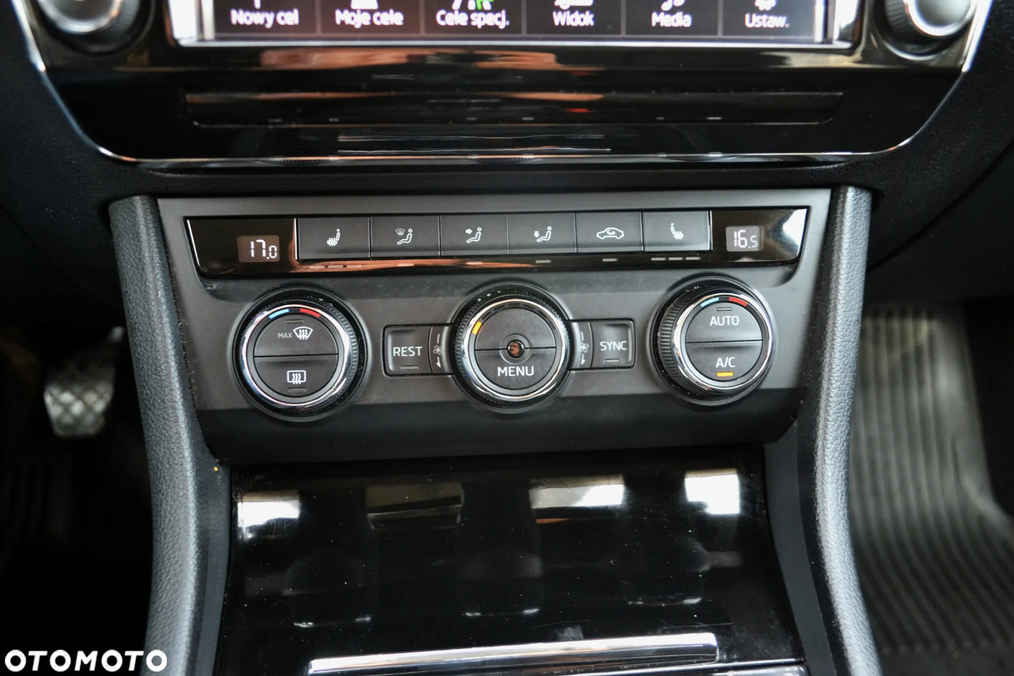 Skoda Superb 1.8 TSI Ambition - 19