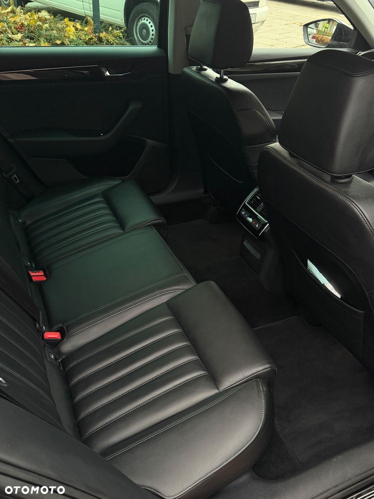 Skoda Superb 2.0 TDI 4x4 L&K - 22