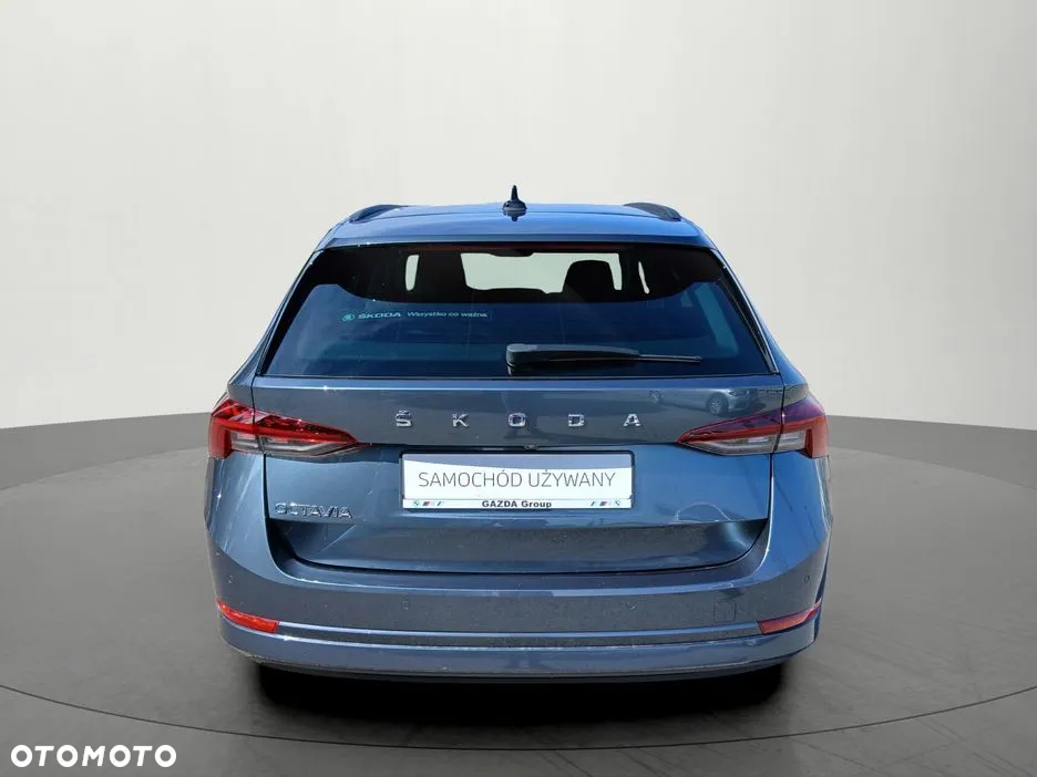 Skoda Octavia 2.0 TDI Ambition DSG - 4