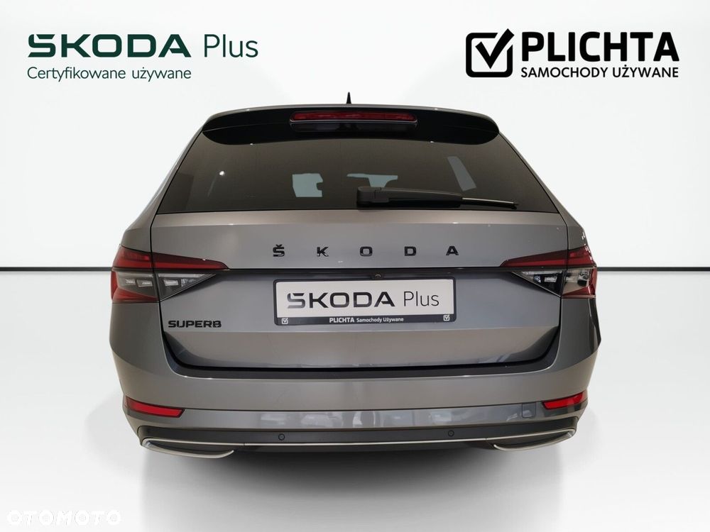 Skoda Superb 2.0 TDI SCR Sportline DSG - 8
