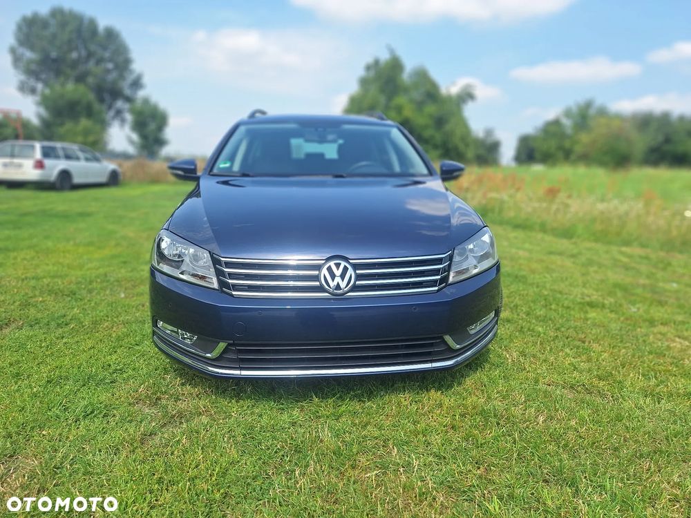 Volkswagen Passat 2.0 TDI DPF BlueMotion Technology Comfortline - 2