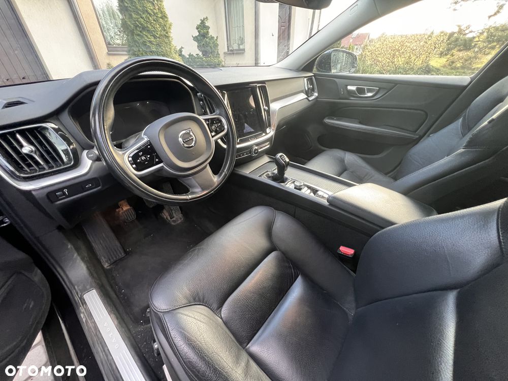 Volvo V60 D3 Momentum - 3