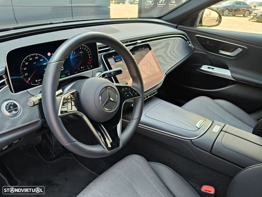 Mercedes-Benz E 300 e - 5