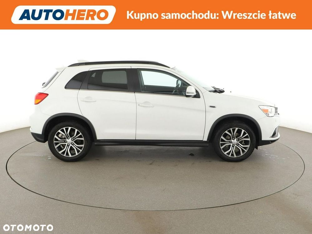 Mitsubishi ASX - 10