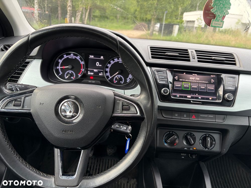 Skoda Fabia 1.0 Ambition - 10