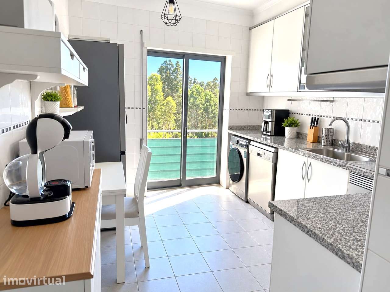 Apartamento T2, piscina comum e estacionamento - São Martinho do Porto - Grande imagem: 4/14