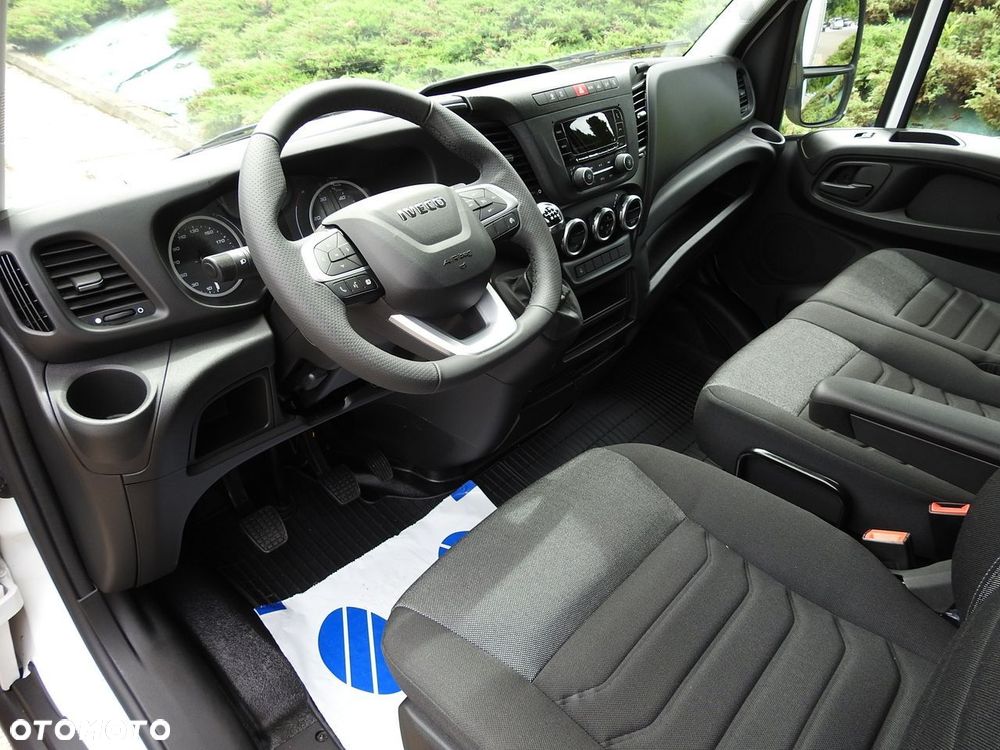 Iveco DAILY 35S18 NOWY PLANDEKA WEBASTO KLIMATYZACJA TEMPOMAT ASO  180KM - 3