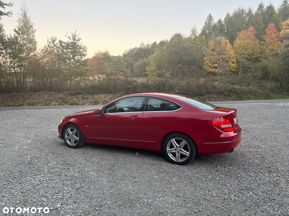 Mercedes-Benz Klasa C 180 BlueEFFICIENCY 7G-TRONIC - 12