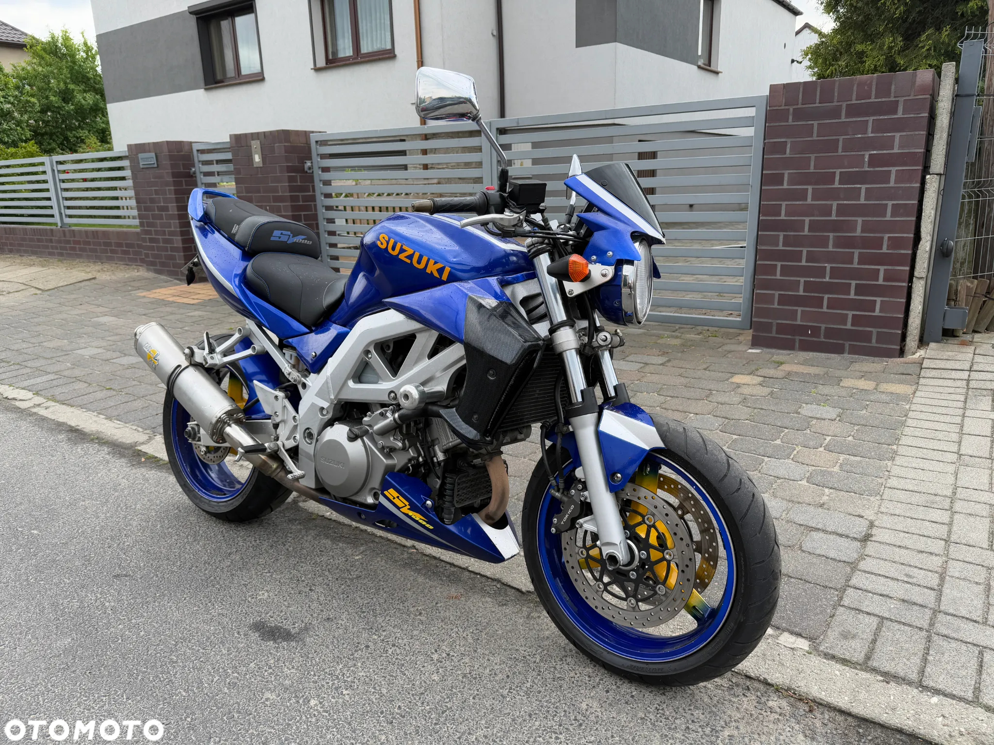 Suzuki SV - 4