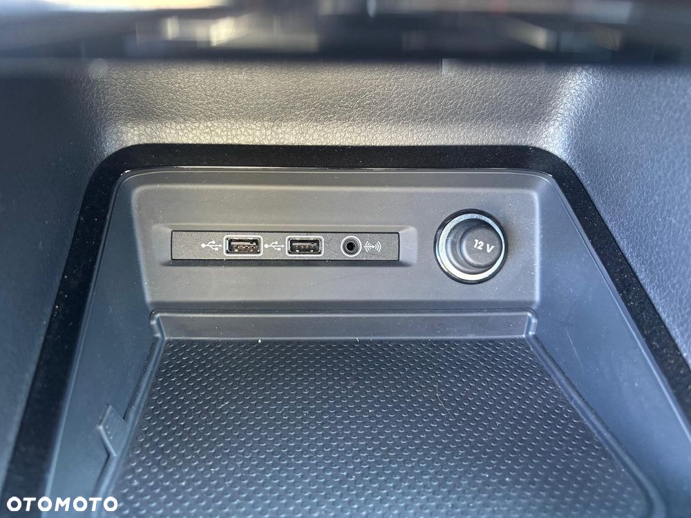 Volkswagen Golf Sportsvan 1.5 TSI ACT OPF DSG Highline - 17