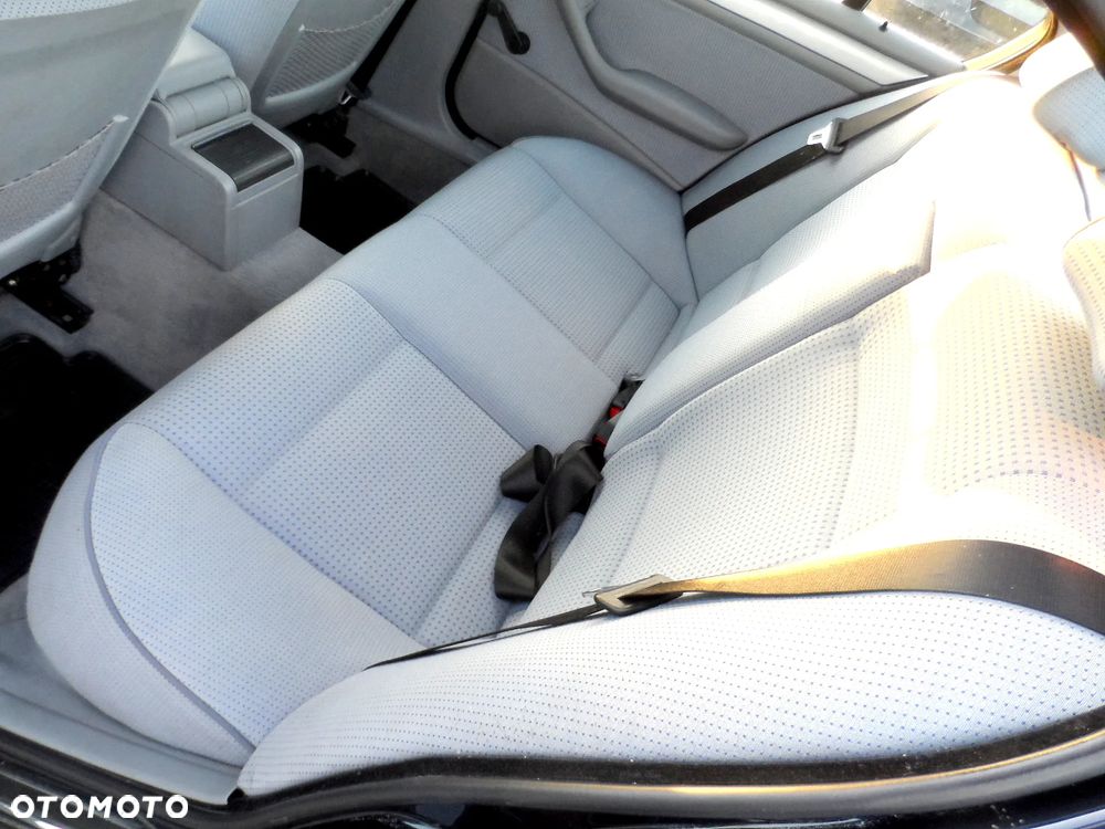 BMW Seria 3 - 18