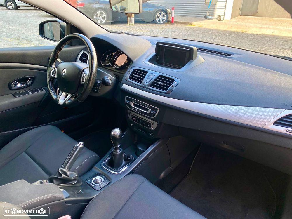 Renault Mégane Coupe 1.5 dCi Dynamique - 19