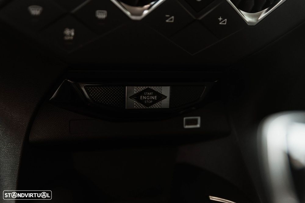 DS DS3 1.2 PureTech Bastille - 26