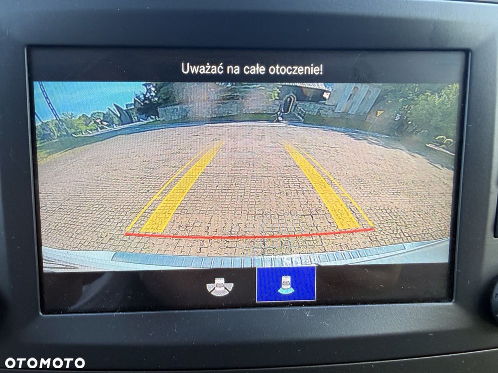 Mercedes-Benz VITO - 13
