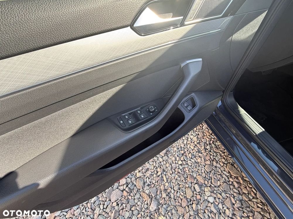 Volkswagen Passat 1.4 TSI Plug-In-Hybrid GTE - 28