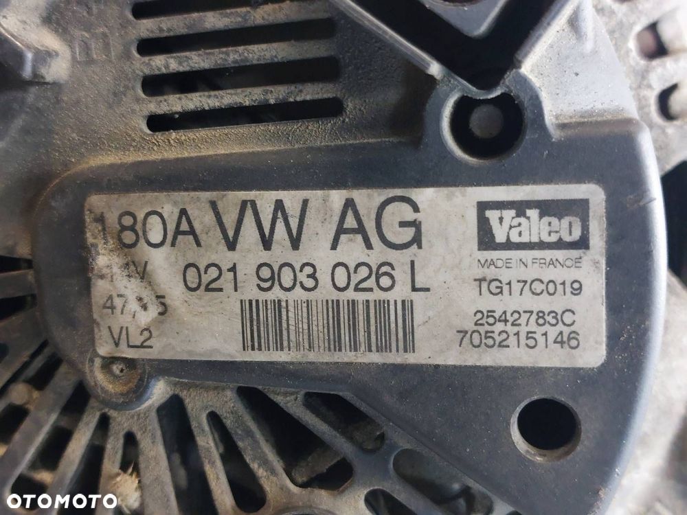 ALTERNATOR VOLKSWAGEN PASSAT B6 2.0 TDI 021903026L ID: 239564 - 5
