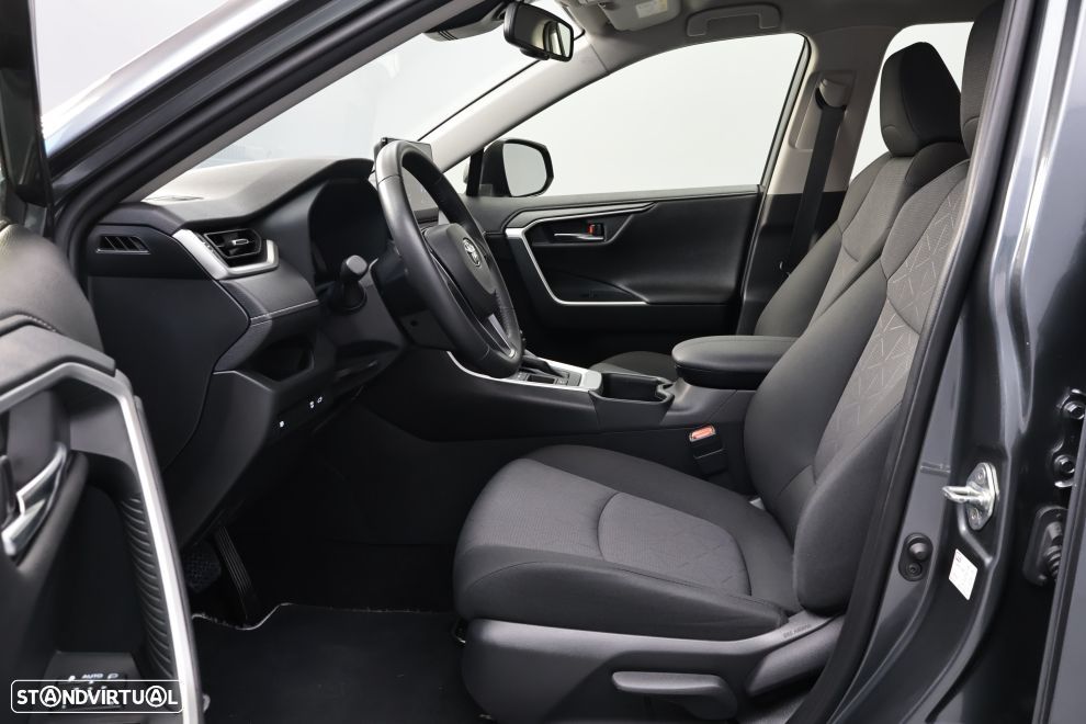 Toyota RAV4 2.5 HDF Comfort - 24