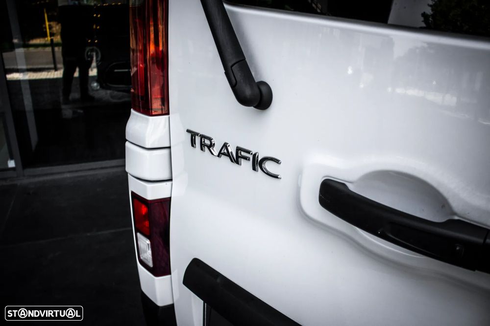 Renault Trafic 2.0 Blue dCi L1 Equilibre - 11