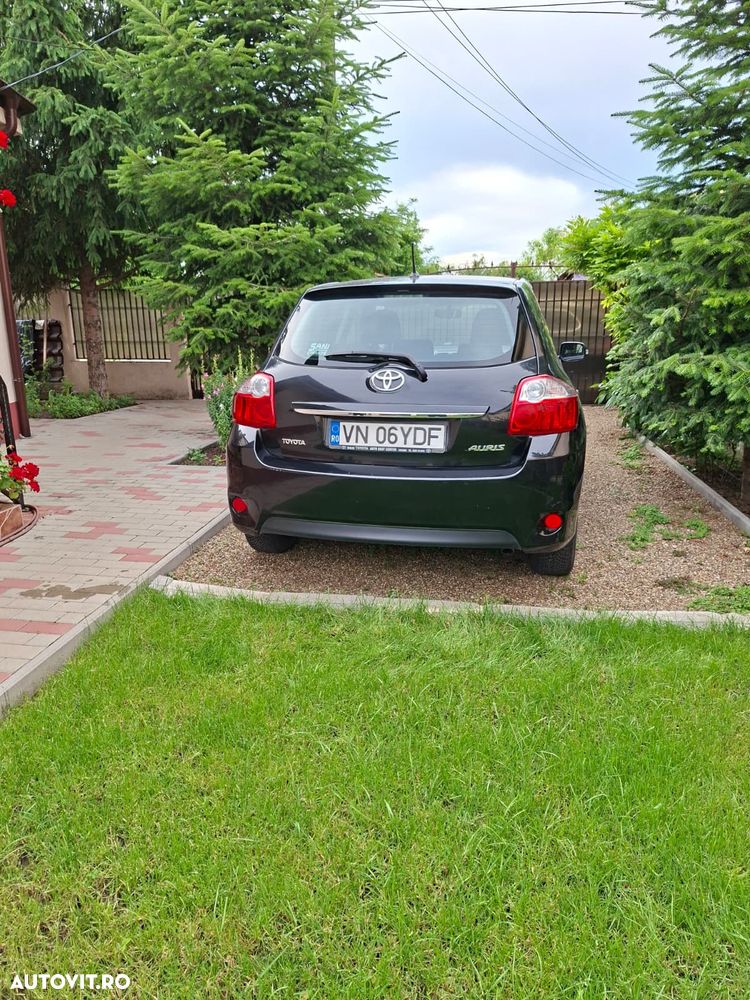 Toyota Auris 1.33 Dual VVT-i Terra - 6