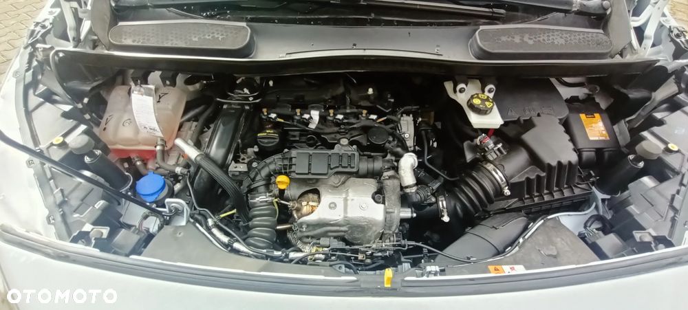 Ford Transit Connect - 15