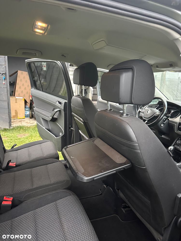Volkswagen Touran 2.0 TDI SCR (BlueMotion Technology) DSG Comfortline - 14
