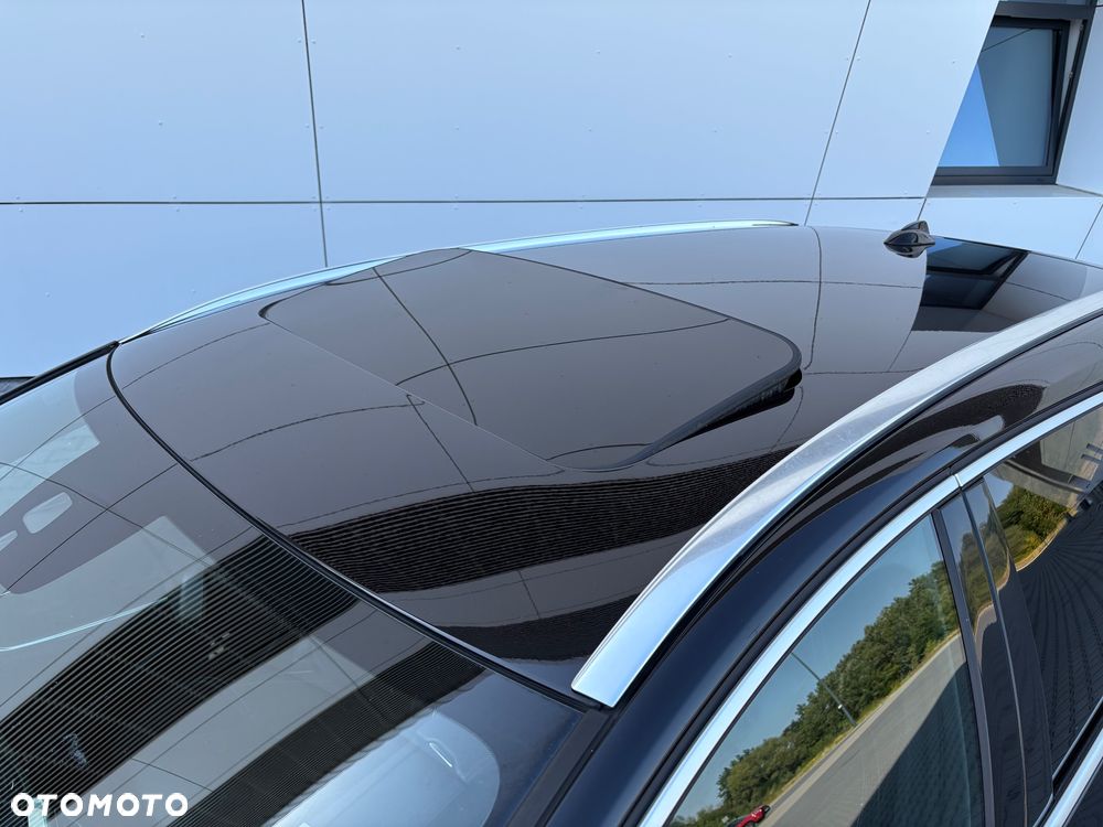 Volvo V60 D2 Drive-E R-Design Kinetic - 13