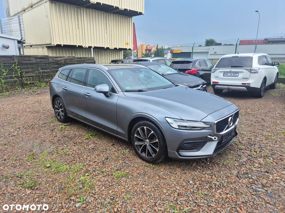 Volvo V60 D3 SCR Momentum - 3
